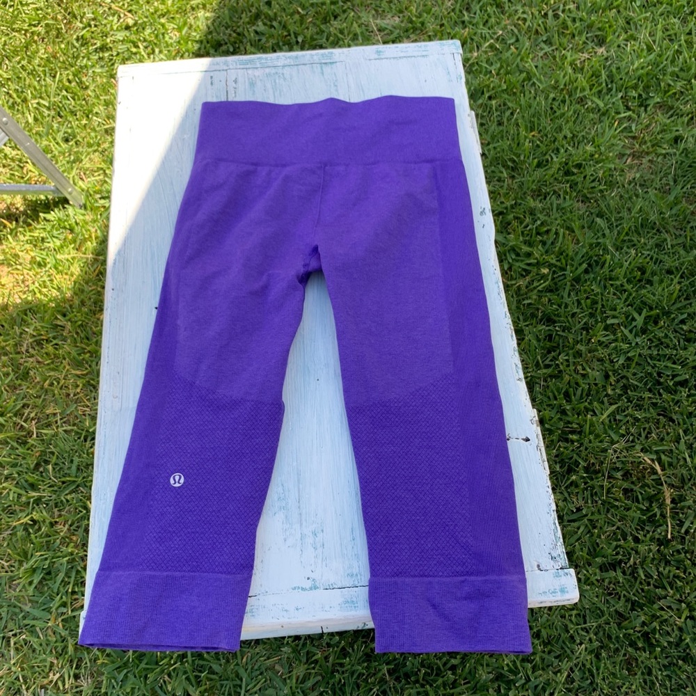 Lululemon capri pants - Picture 3 of 3